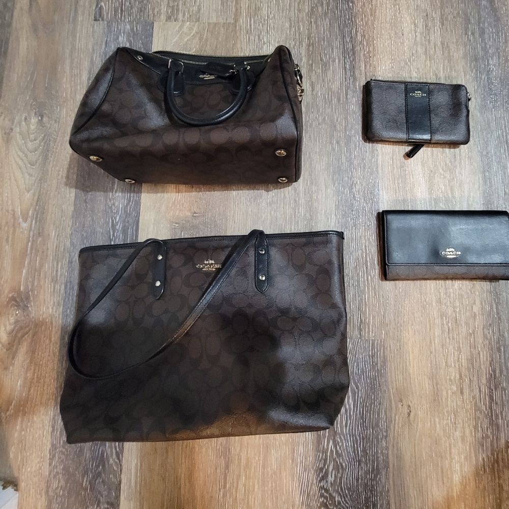 Coach handbag set, large shoulder bag, medium satchel, wristlet and wallet.